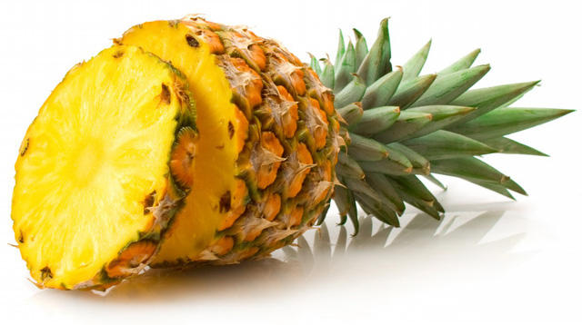 PREMIUM FRESH PINEAPPLE – VIETNAM | HIGH-QUALITY TROPICAL FRUIT FOR WHOLESALE & EXPORT 3