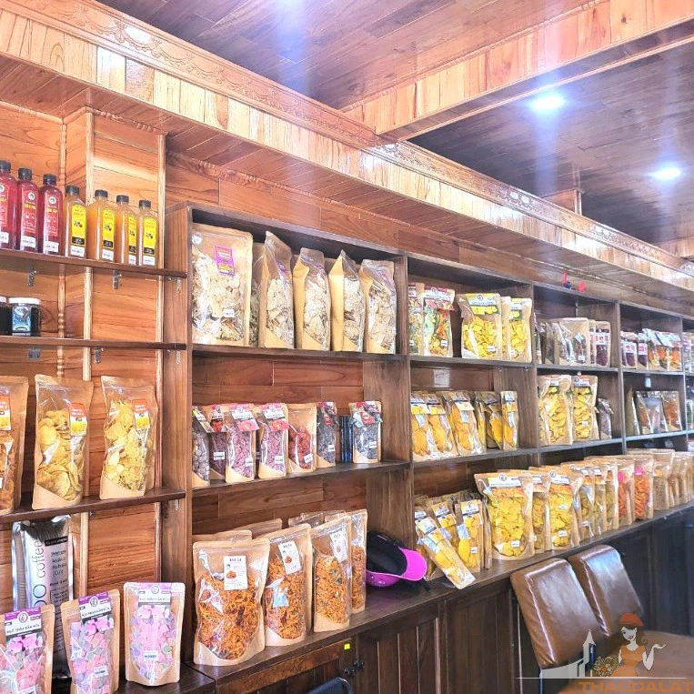 SOFT-DRIED CHILI-SALT HONEY PINEAPPLE – VIETNAM | NO ARTIFICIAL COLORING OR PRESERVATIVES 3