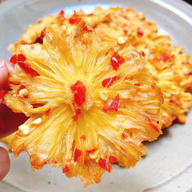 SOFT-DRIED / CHILI-SALT PINEAPPLE 100G–500G – DAK LAK, VIETNAM | SPECIALTY FRUIT SNACK FOR EXPORT 3