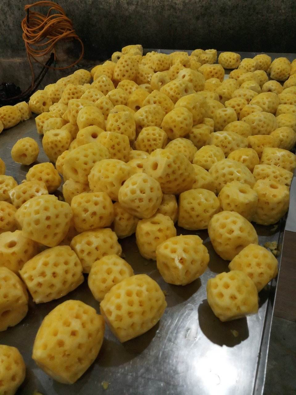 CANNED VIETNAMESE PINEAPPLE SLICES & PIECES IN SYRUP | WHOLESALE & EXPORT SUPPLY 3