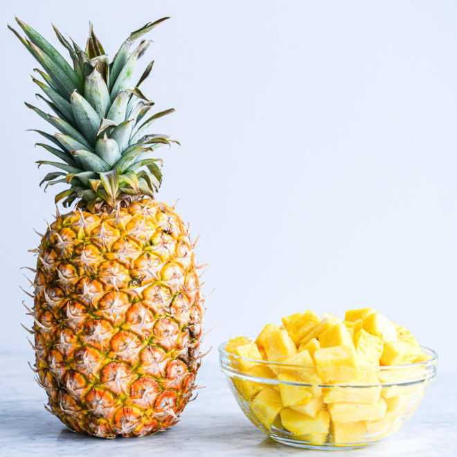 FRESH VIETNAMESE SWEET PINEAPPLE 2KG – 25–30CM | WHOLESALE & EXPORT