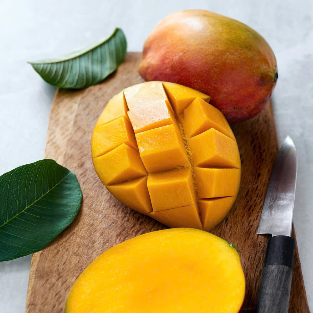 RIPE FRESH MANGO – VIETNAM | NATURAL FLAVOR & AFFORDABLE WHOLESALE SUPPLY