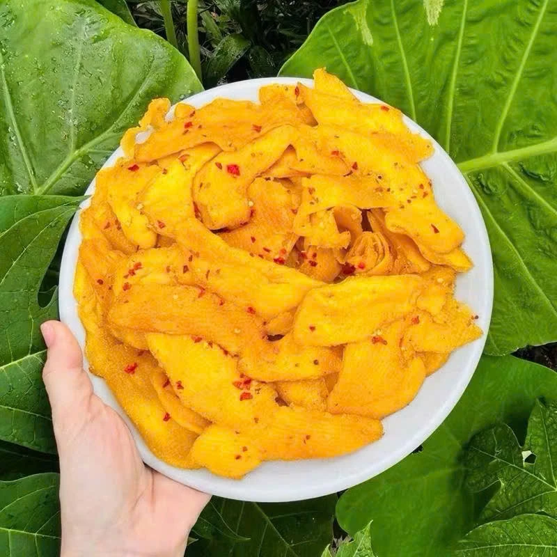 SOFT-DRIED WHOLE MANGO WITH CHILI SALT 500G – VIETNAM | SPICY, TANGY & CHEWY FRUIT SNACK 3