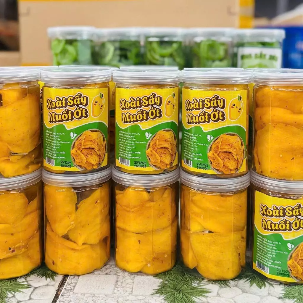 500G NATURAL CHILI-SALT SOFT-DRIED WHOLE MANGO – VIETNAM | SWEET-TANGY & CHEWY SNACK 4