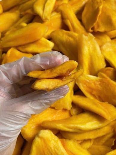 500G SHREDDED SOFT-DRIED CHILI-SALT MANGO – VIETNAM | SWEET-TANGY TROPICAL FRUIT SNACK 4