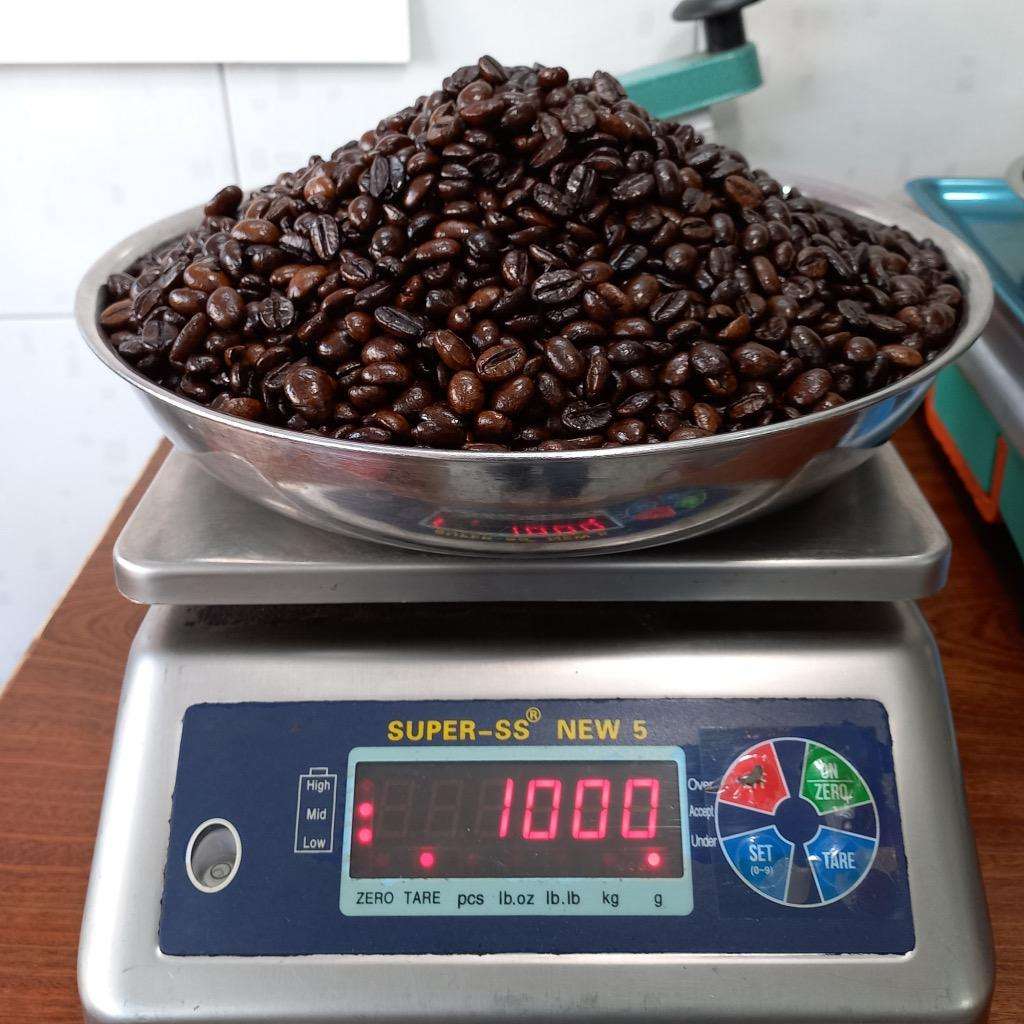 PREMIUM VIETNAMESE ROBUSTA WHOLE COFFEE BEANS – A+ GRADE | CAFFEINATED, BITTER PROFILE FOR EXPORT 4