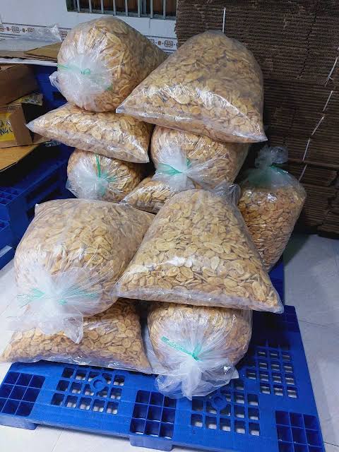NATURAL VIETNAMESE DRIED BANANA PIECES 300G – BULK/CRUMB GRADE | SWEET & AROMATIC 4