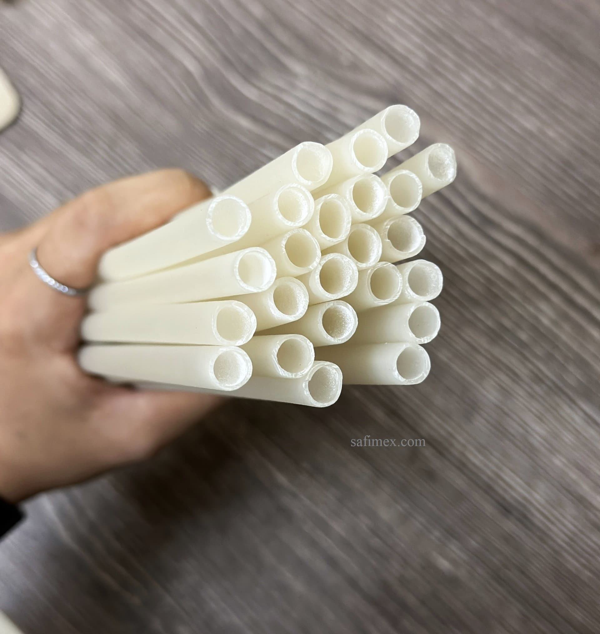VIETNAMESE RICE FLOUR STRAWS – PLANT-BASED & ECO-FRIENDLY | FOR COLD DRINKS