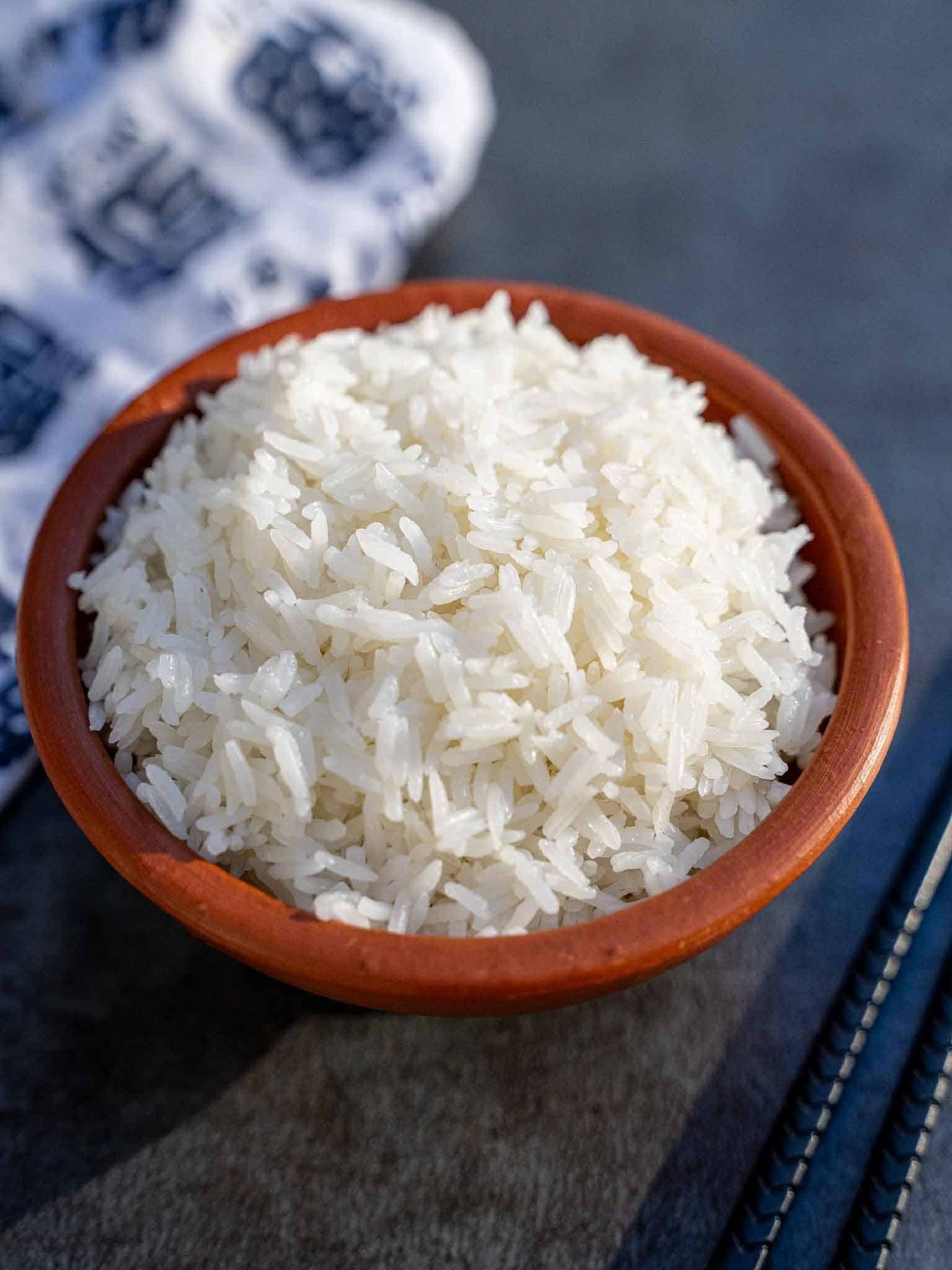 PREMIUM VIETNAMESE SHORT-GRAIN GLUTINOUS RICE – SOFT & STICKY | WHOLESALE EXPORT 2
