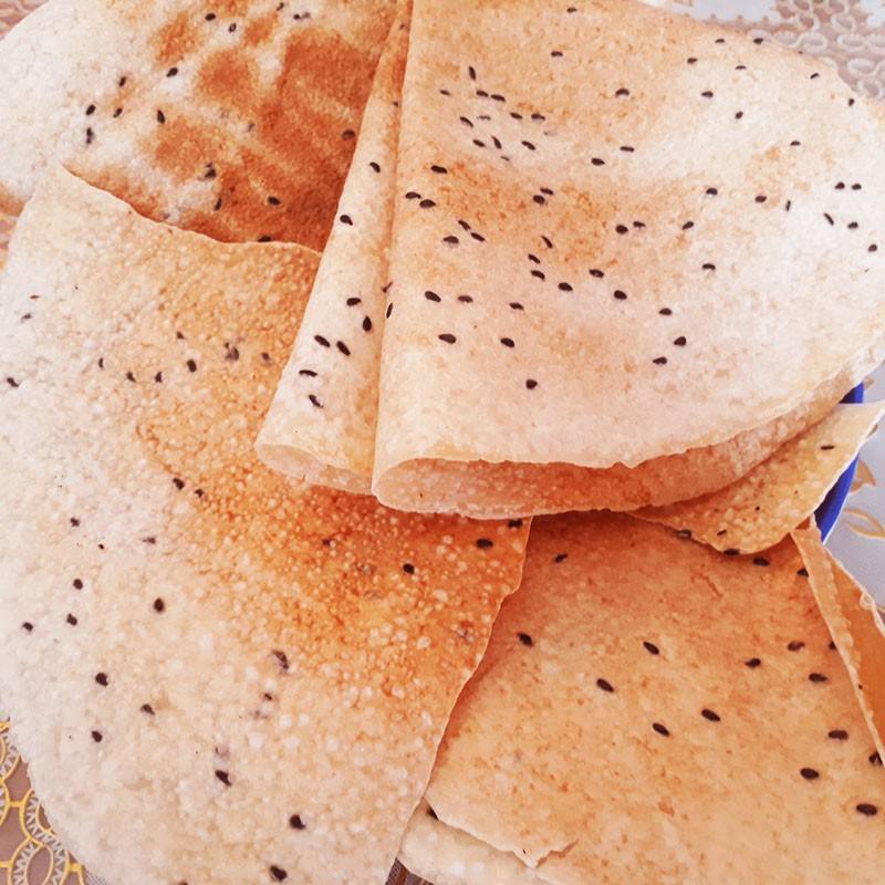 CRISPY COCONUT RICE CAKES – SWEET COCONUT MILK FLAVOR | TEA-TIME & DESSERT SNACK 2