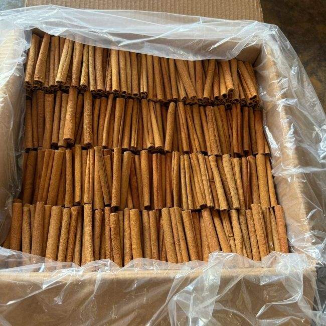 VIETNAMESE CINNAMON STICKS – BAKING & BEVERAGE USE | WHOLESALE EXPORT SUPPLY