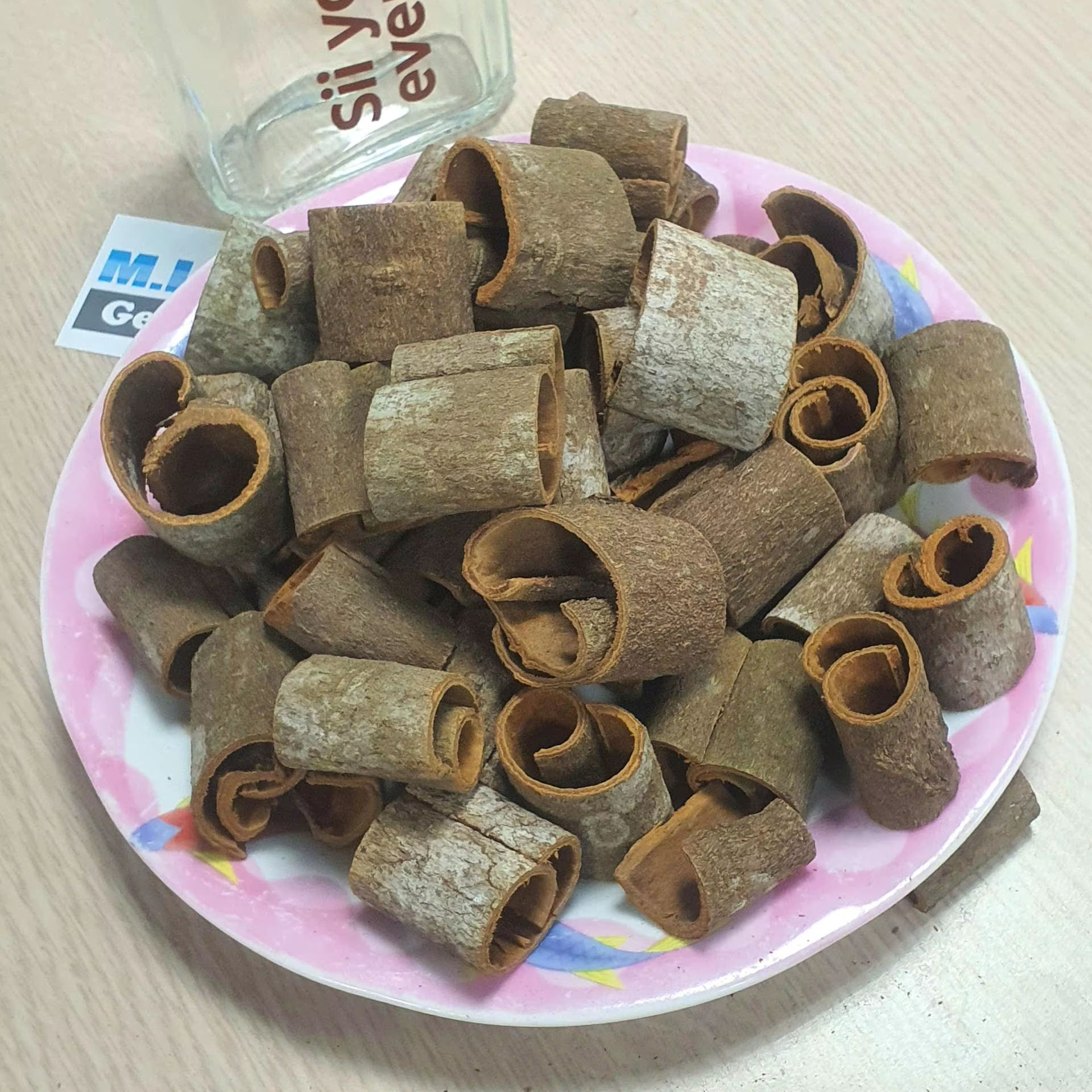 VIETNAMESE CASSIA CINNAMON – ROUND CUT | COST-EFFECTIVE WHOLESALE EXPORT