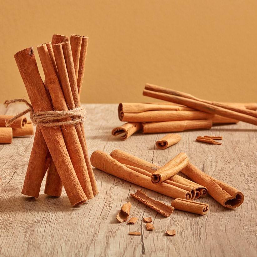 Chất lượng hàng đầu Quế Cassia Bark Stick bán buôn khô quế cuộn được sản xuất bởi đáng tin cậy Việt Nam nhà sản xuất