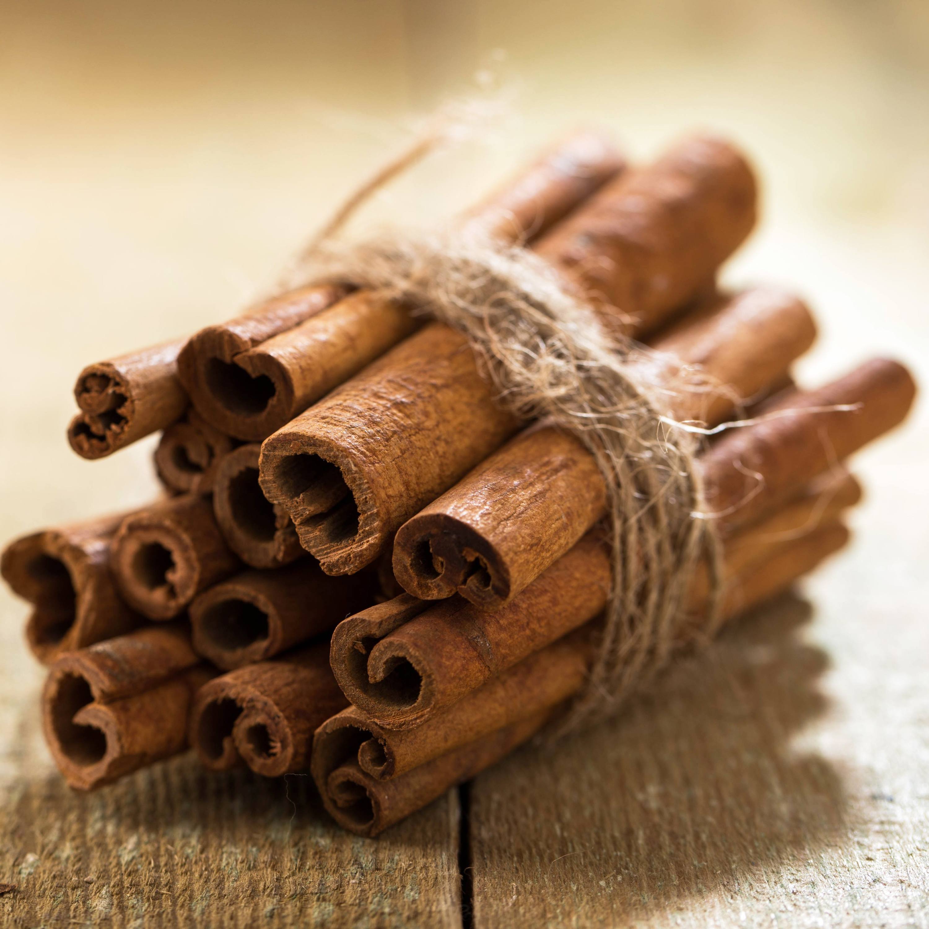 Chất lượng hàng đầu Quế Cassia Bark Stick bán buôn khô quế cuộn được sản xuất bởi đáng tin cậy Việt Nam nhà sản xuất 4