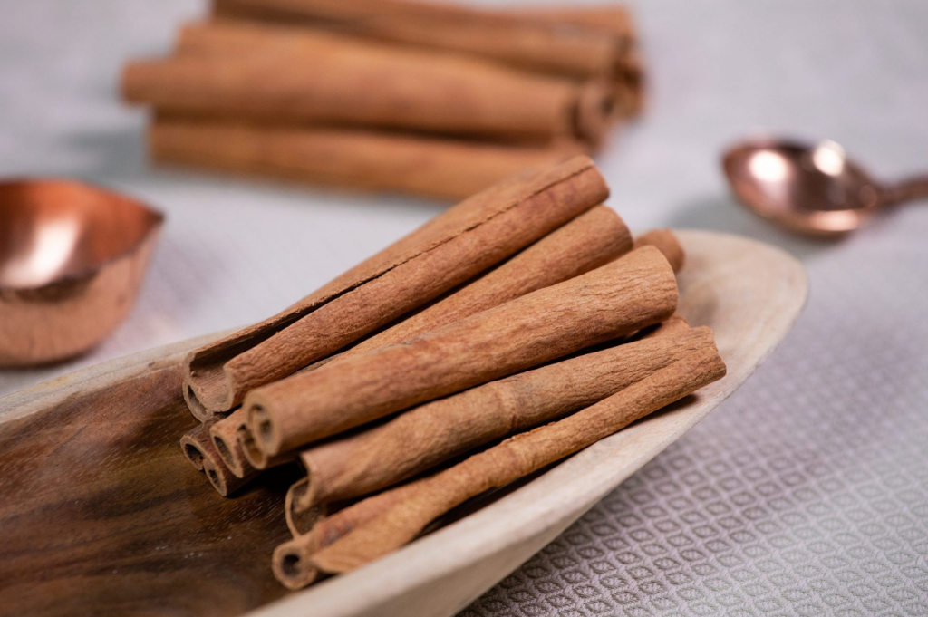 PREMIUM DRIED VIETNAMESE CINNAMON STICKS – WHOLE & PURE SINGLE SPICE | WHOLESALE 2