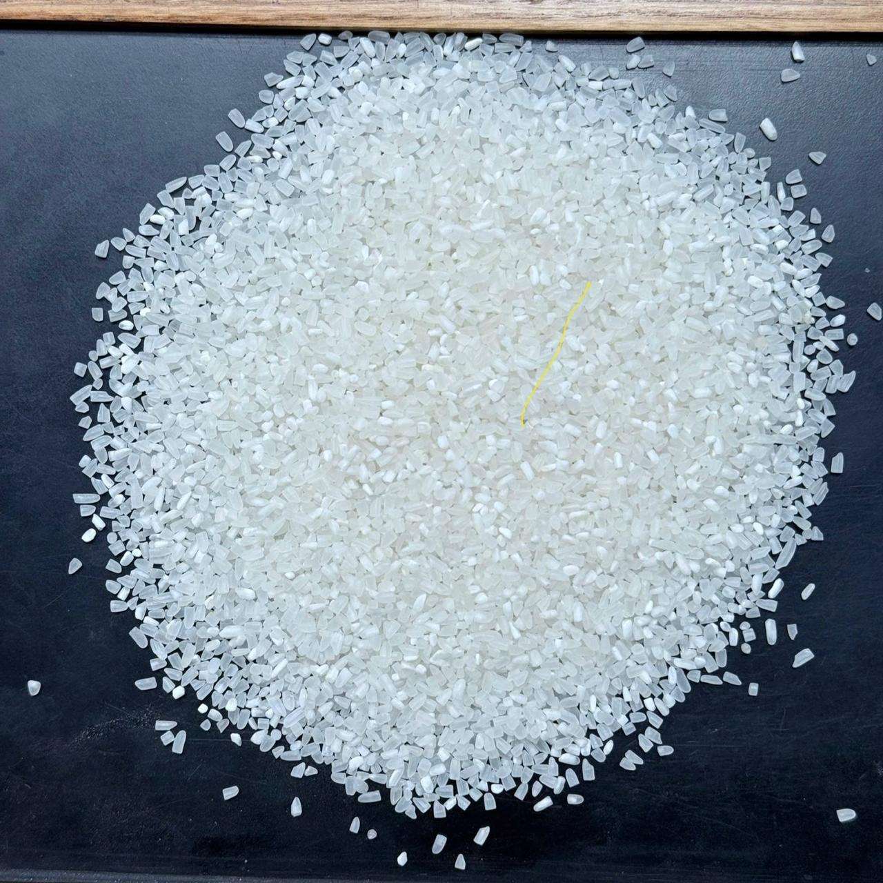 PREMIUM VIETNAMESE BROKEN WHITE RICE – FOOD-GRADE | FRESH SUPPLY | NOODLE PRODUCTION