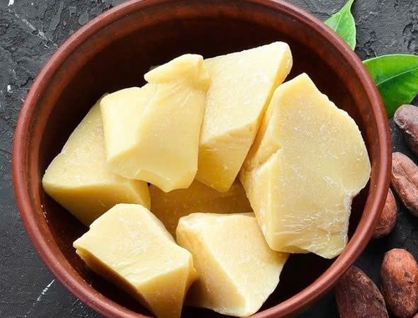 PREMIUM VIETNAMESE NATURAL COCOA BUTTER – 25KG BULK 3