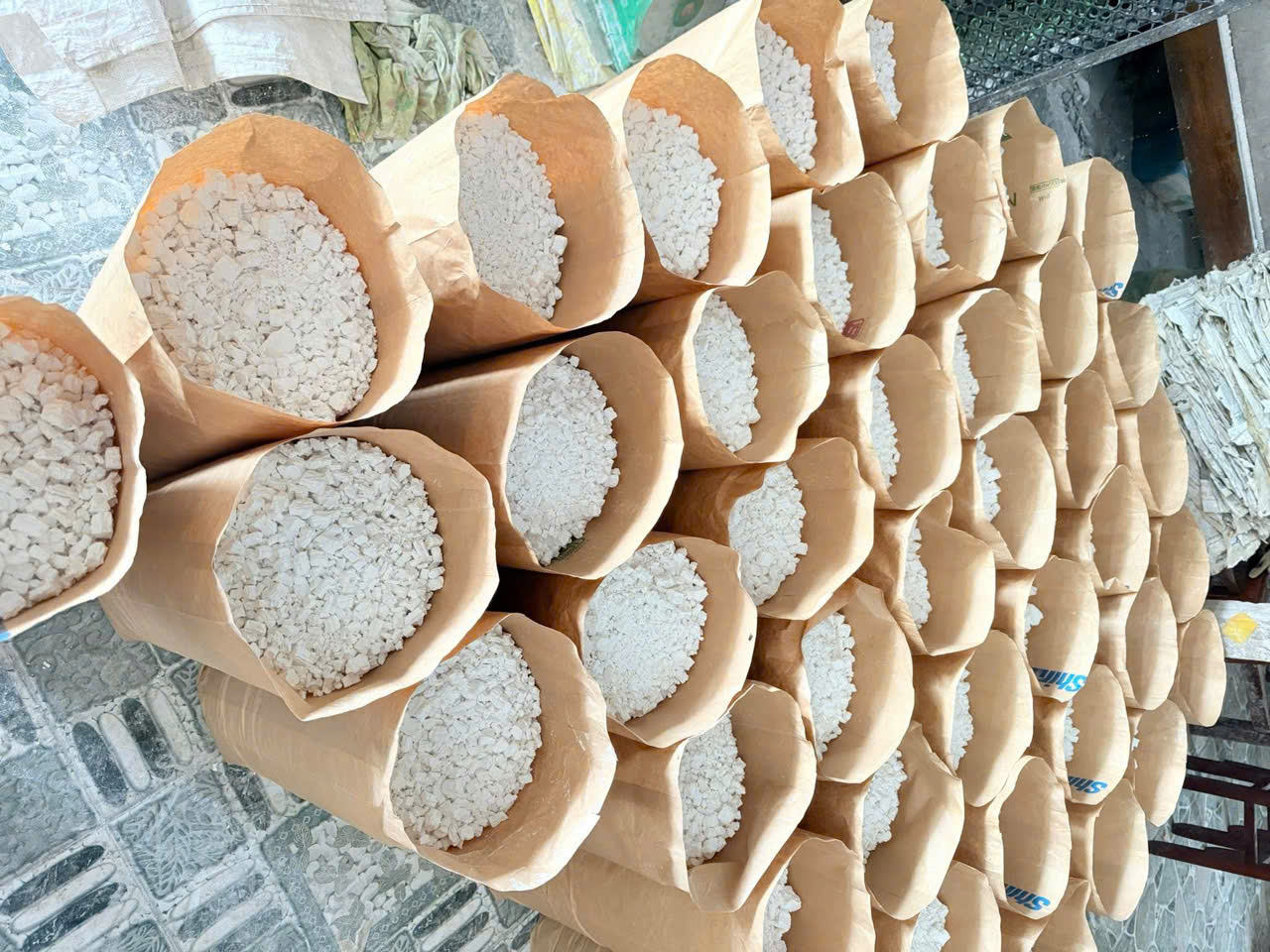 PREMIUM VIETNAMESE GLUTINOUS RICE FLOUR – FINE MESH – 25KG EXPORT 4