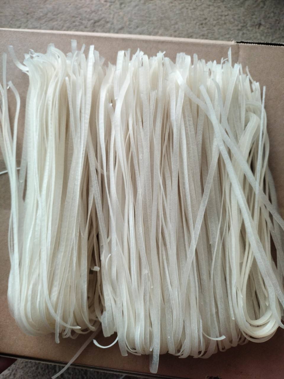PREMIUM VIETNAMESE DRIED RICE NOODLES – 1 KG PACK – GLUTEN-FREE WHOLESALE EXPORT SUPPLY 4