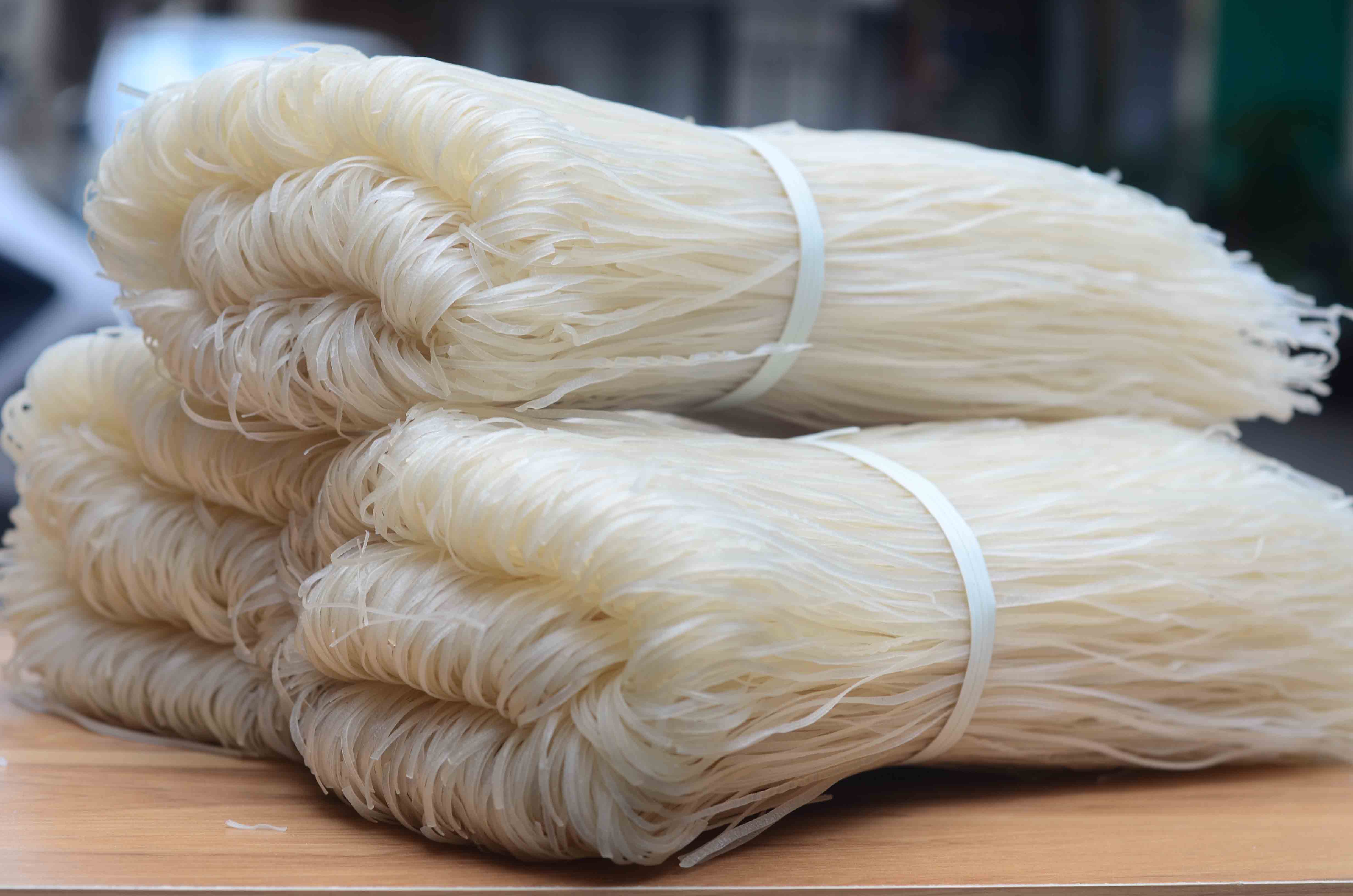 PREMIUM VIETNAMESE DRIED RICE VERMICELLI – 300 G PACK – WHOLESALE EXPORT SUPPLY 2