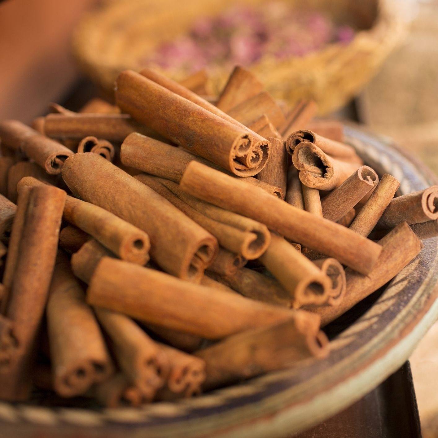VIETNAMESE DRIED CASSIA CINNAMON BARK – ROLLED CINNAMON QUILLS FOR HERBAL TEA, WHOLESALE EXPORT SUPPLY 2