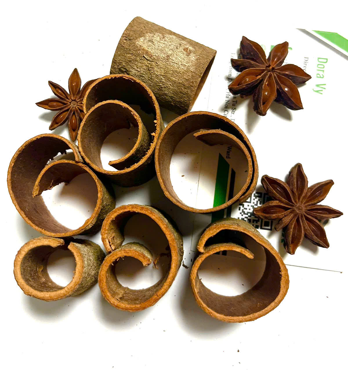 PREMIUM VIETNAMESE SEASONED DRIED CASSIA CINNAMON SLICES – ROUND CUT, WHOLESALE EXPORT SUPPLY