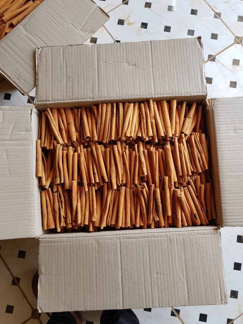 PREMIUM VIETNAMESE CASSIA AD CINNAMON STICKS – 13.5% MOISTURE, ISO-CERTIFIED SUPPLY 4