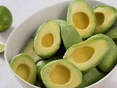 PREMIUM VIETNAMESE FROZEN AVOCADO SLICES FOR EXPORT – ZIPPER BAG PACKAGING, WHOLESALE SUPPLY 4