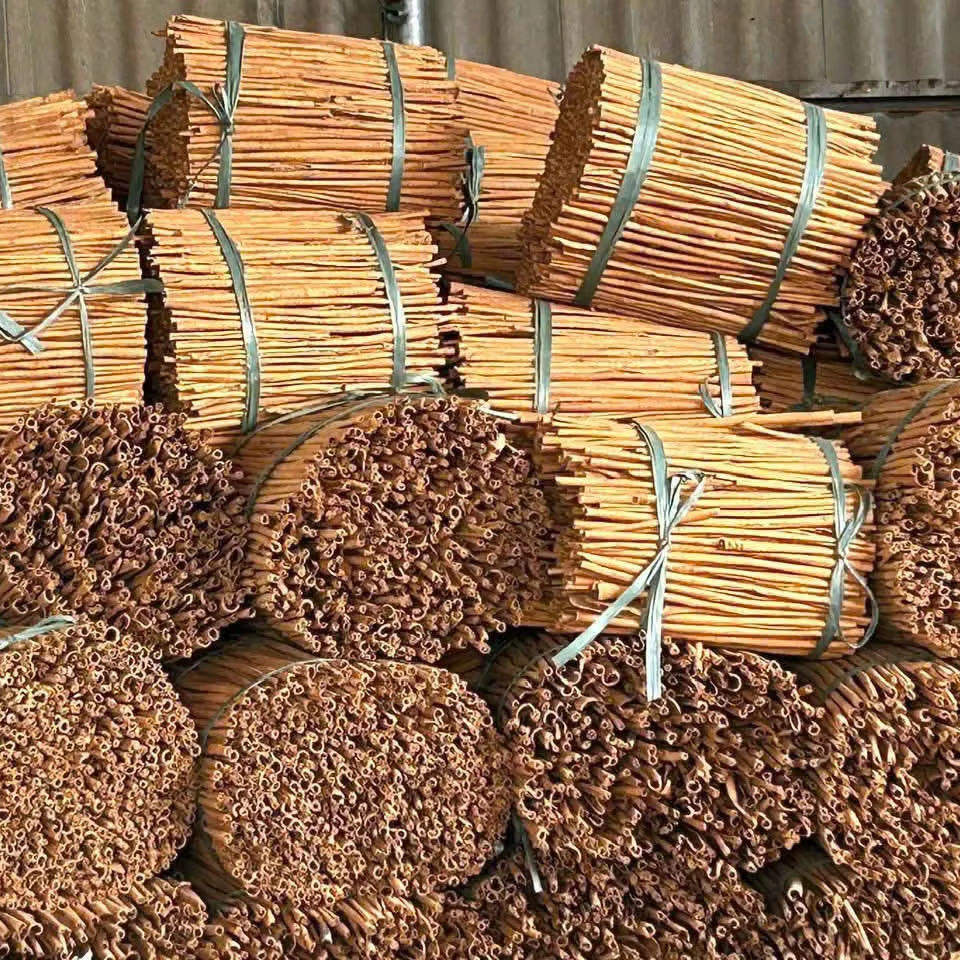PREMIUM VIETNAMESE DRIED ROASTED CINNAMON STICKS FOR EXPORT – READY-TO-USE WHOLESALE SPICE 2