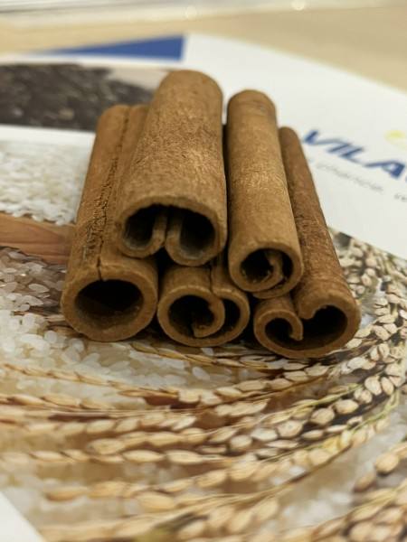 PREMIUM VIETNAMESE DRIED CASSIA CINNAMON FOR EXPORT – WHOLE CINNAMON STICKS AND BULK SPICE SUPPLY 3