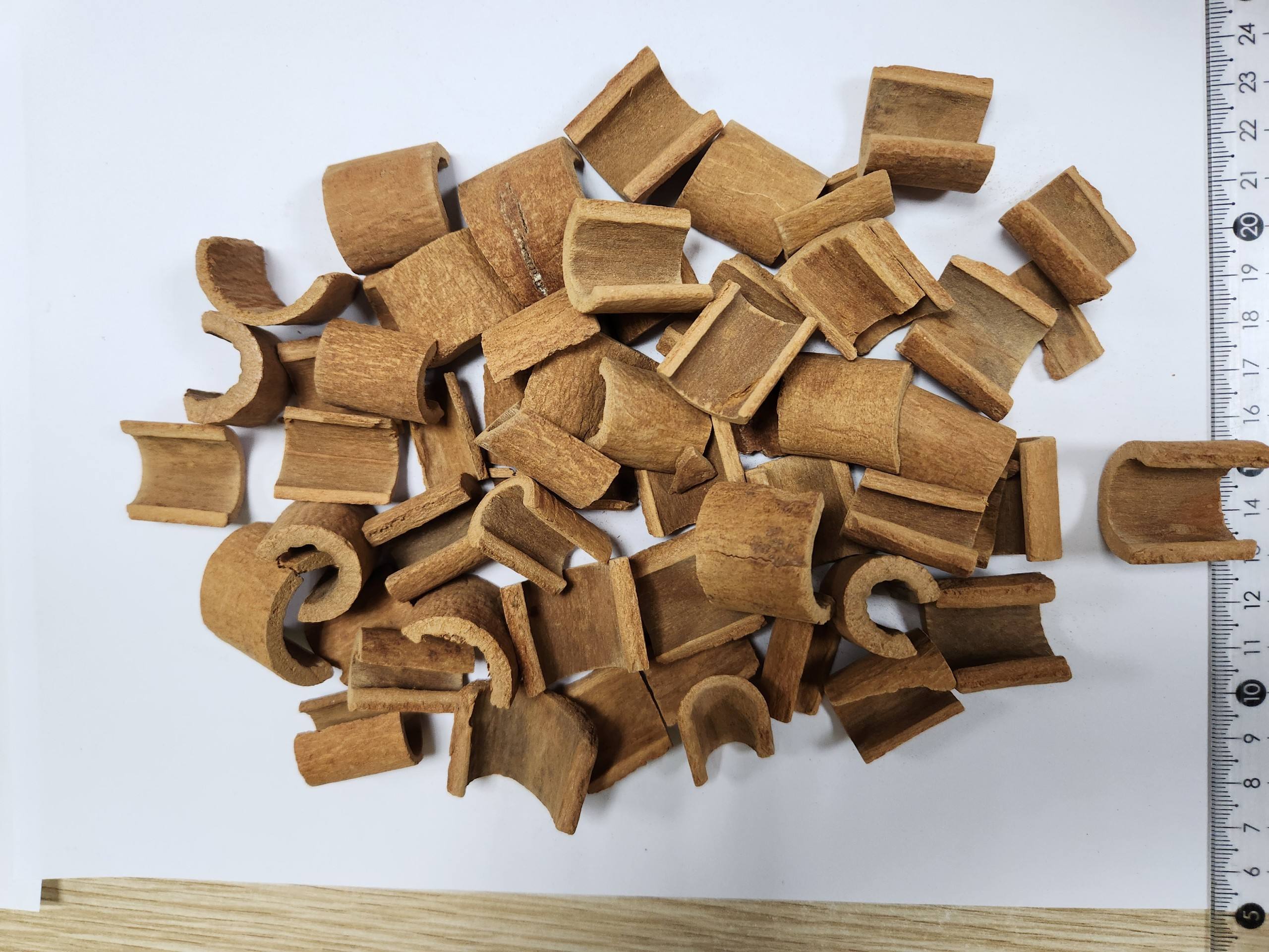 PURE VIETNAMESE DRIED CASSIA CINNAMON FOR EXPORT – NATURAL COLOR, 10KG PACK, 24-MONTH SHELF LIFE 2