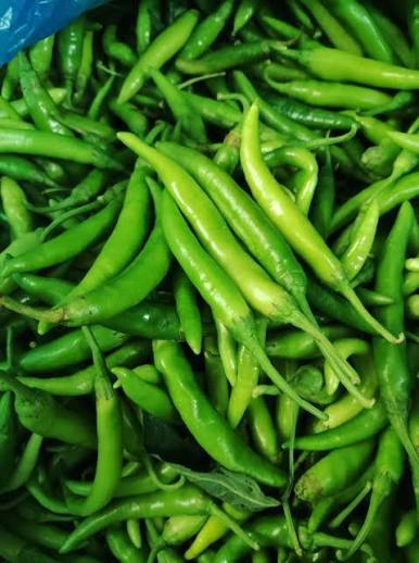 VIETNAMESE FRESH GREEN HORN CHILI FOR EXPORT – MILD TO SPICY FLAVOR, WHOLESALE BULK SUPPLY 3