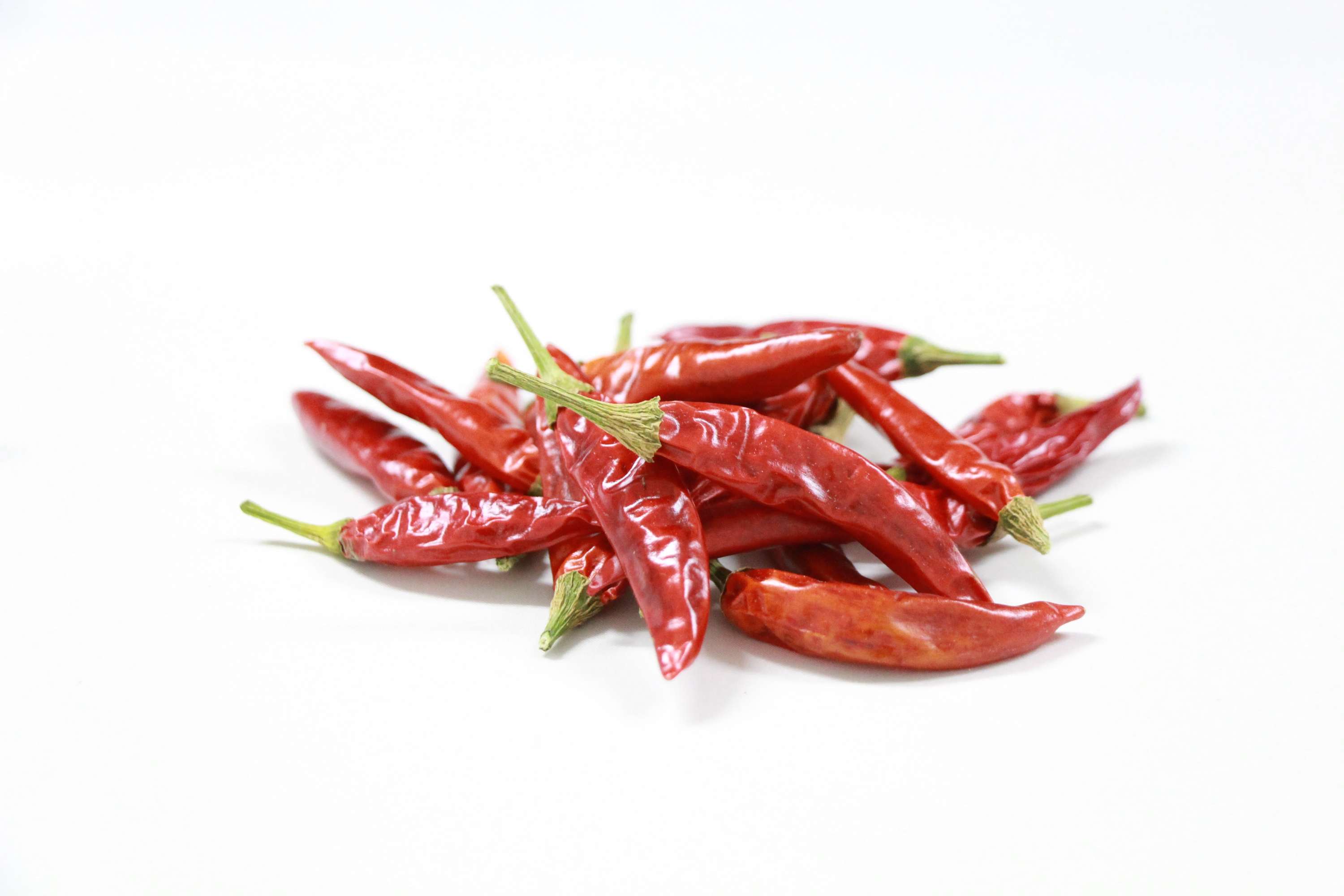 VIETNAMESE PREMIUM-GRADE DRIED CHILI PEPPERS FOR EXPORT – COMPETITIVE WHOLESALE PRICES AND BULK SUPPLY 4