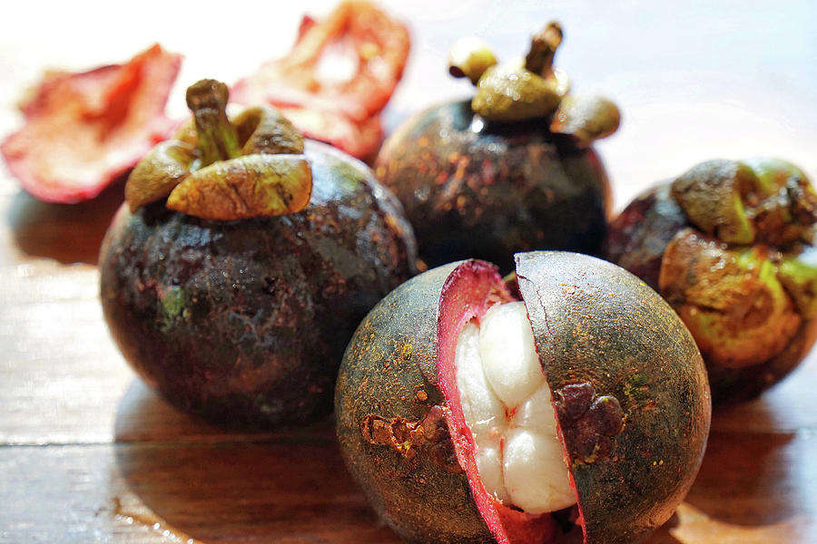 TOP-GRADE VIETNAMESE FRESH MANGOSTEEN FOR EXPORT – SWEET, REFRESHING TROPICAL FRUIT FOR WHOLESALE MARKETS 4