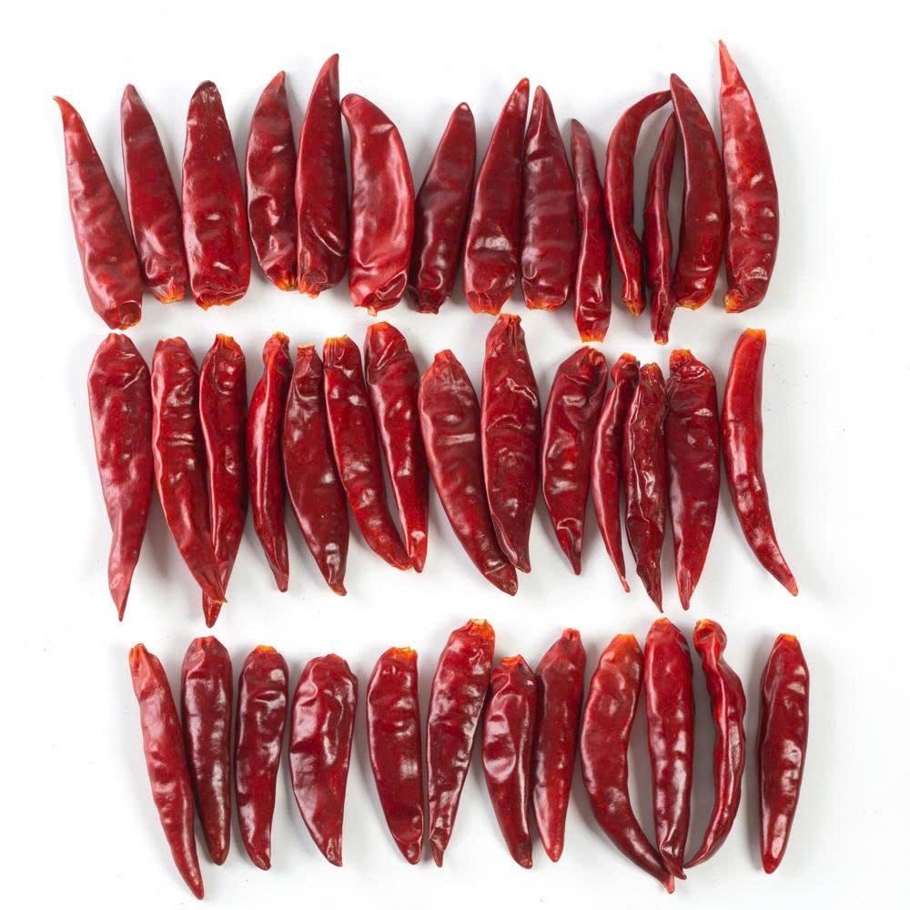 VIETNAMESE WHOLE DRIED RED CHILI PEPPERS FOR EXPORT – PREMIUM HOT CHILI FOR FOOD PROCESSING AND WHOLESALE 4