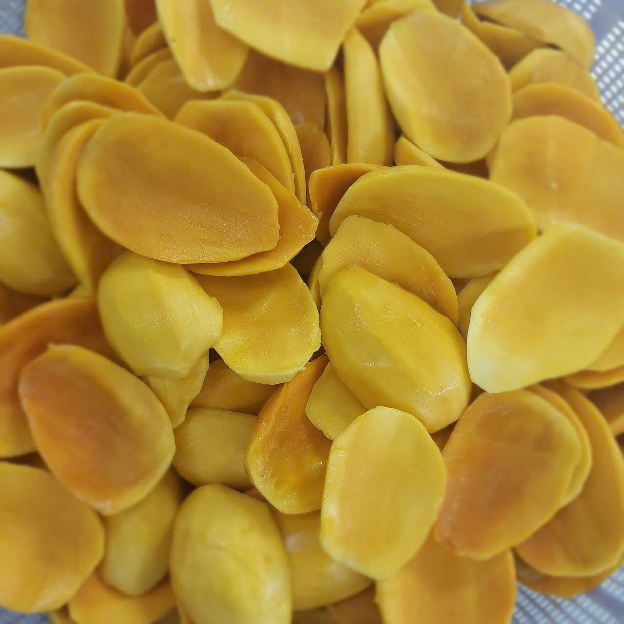 VIETNAMESE FROZEN ORGANIC MANGO – IQF WHOLESALE EXPORT & BULK SUPPLY