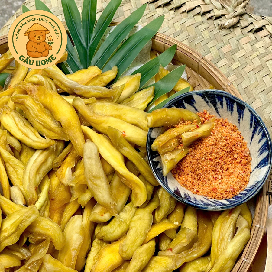 VIETNAMESE SOFT DRIED GREEN MANGO WITH PLUM SALT – SOUR AND SPICY FRUIT SNACK