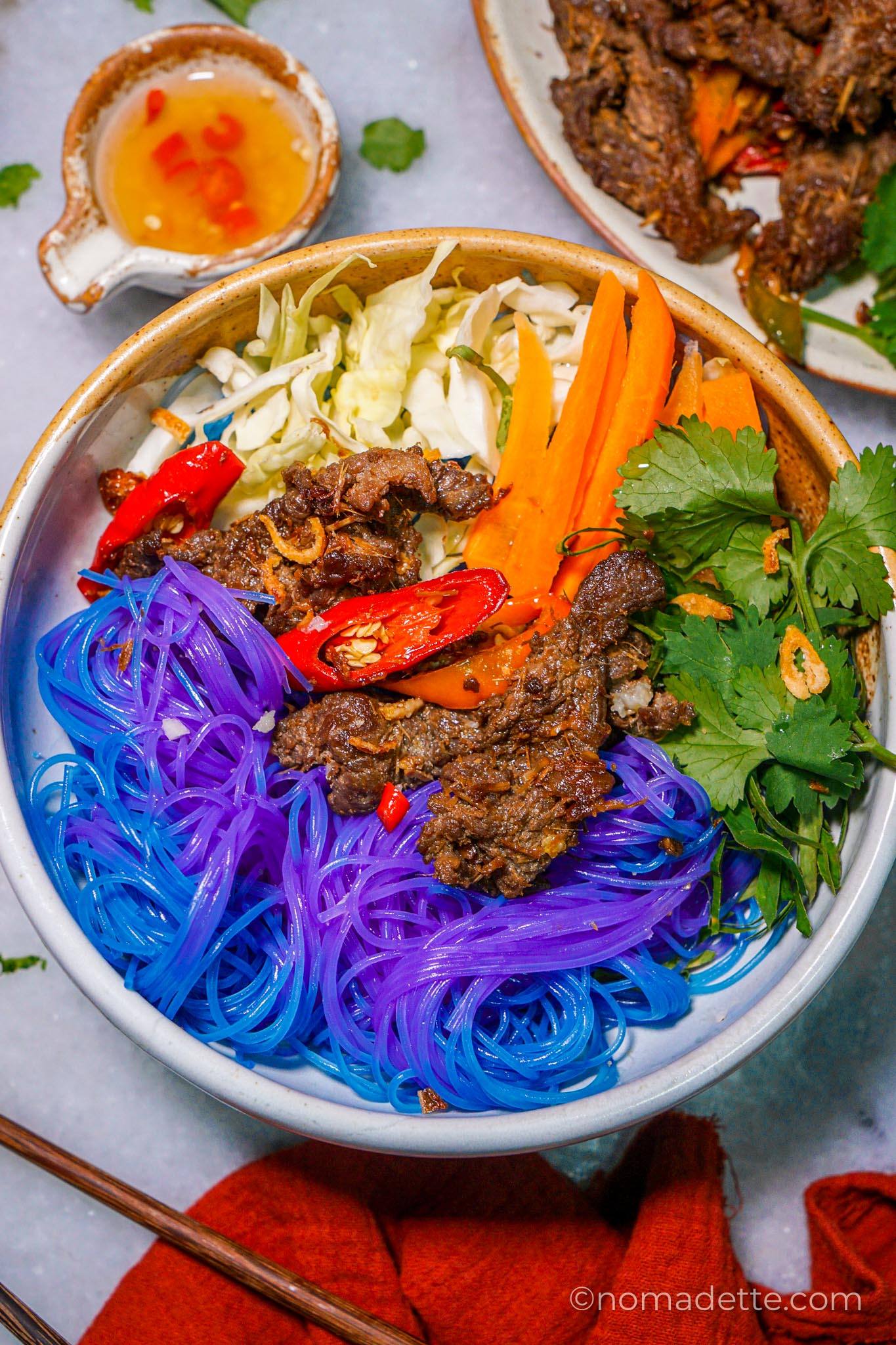 VIETNAMESE MULTICOLOR DRIED RICE NOODLES 500G – VACUUM-PACKED FOOD PRODUCT 3