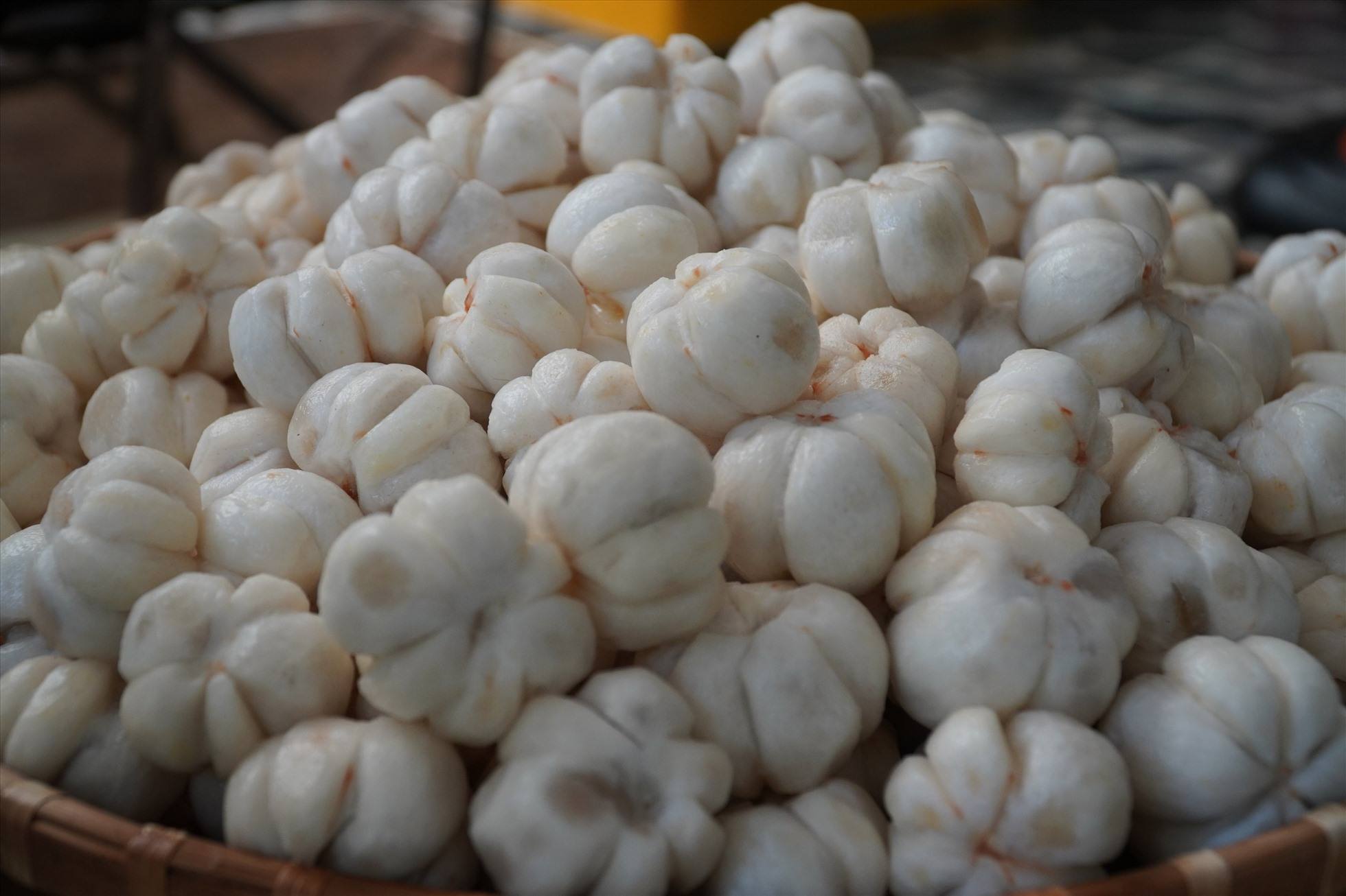 VIETNAMESE FROZEN WHOLE AND HALVED MANGOSTEEN – NATURAL TROPICAL FRUIT FOR WHOLESALE EXPORT 4
