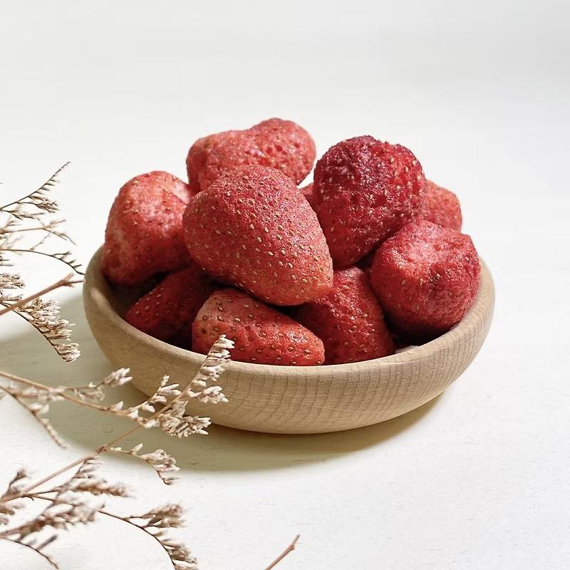PREMIUM VIETNAMESE FREEZE-DRIED STRAWBERRY SNACKS – WHOLESALE EXPORT FROM VIETNAM 3