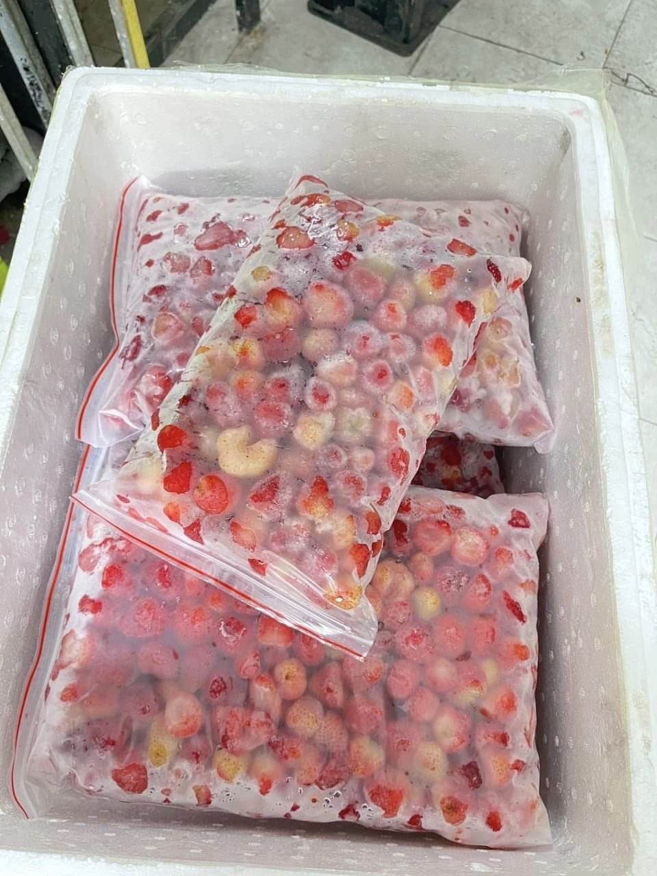PREMIUM VIETNAMESE IQF FROZEN STRAWBERRIES – WHOLE, SLICED AND DICED FORMATS FOR BULK WHOLESALE 3