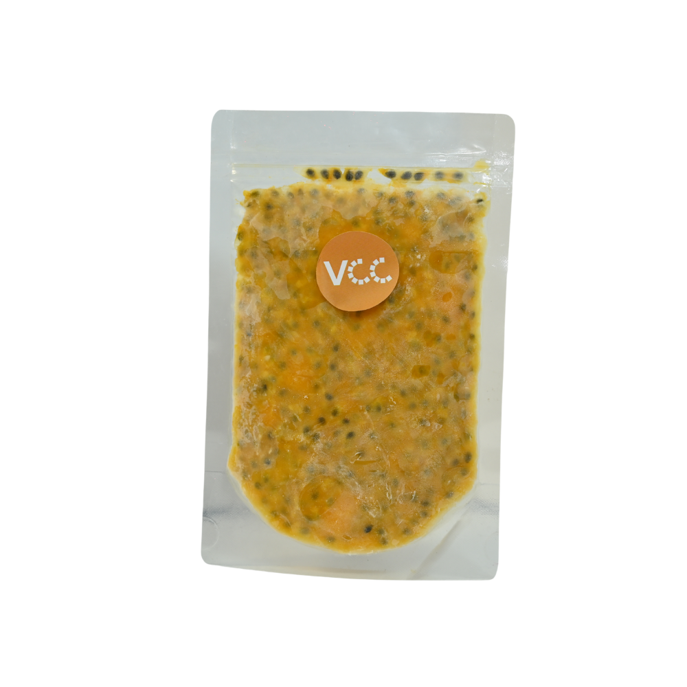 PREMIUM VIETNAMESE FROZEN PASSION FRUIT JUICE WITH SEEDS – BULK VACUUM-PACKED SUPPLY FOR FOOD AND BEVERAGE MANUFACTURERS