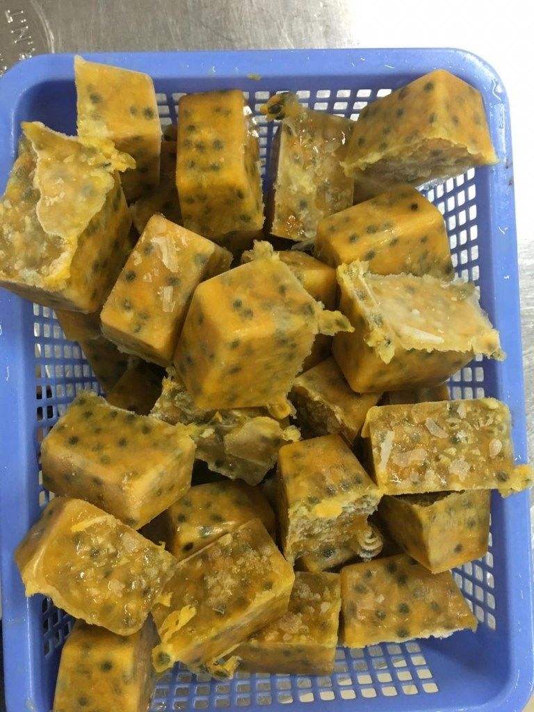 PREMIUM VIETNAMESE FROZEN PASSION FRUIT PULP, CONCENTRATE AND PUREE – WHOLESALE BULK SUPPLY, SEEDED OR SEEDLESS OPTIONS 3