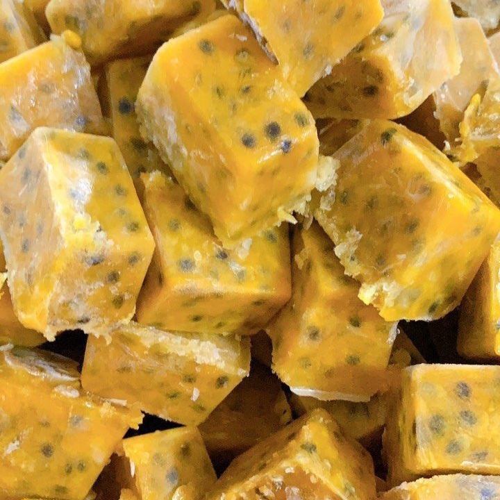 AFFORDABLE VIETNAMESE IQF FROZEN PASSION FRUIT – BULK WHOLESALE SUPPLY FOR BEVERAGE AND FOOD PROCESSING EXPORT